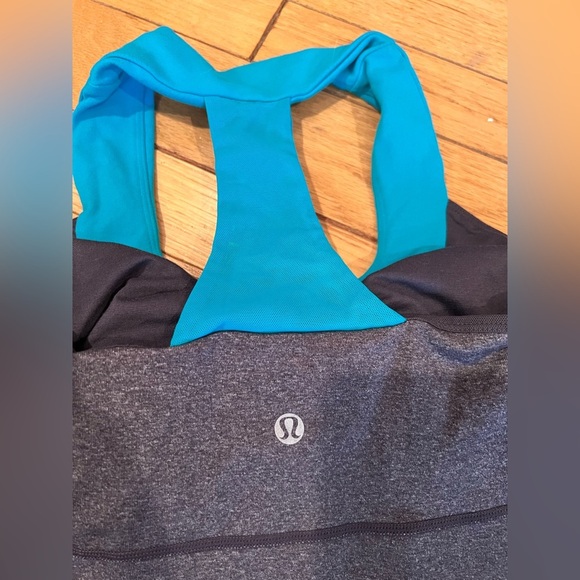 Lululemon - Athletic Tank - Picture 5 of 7